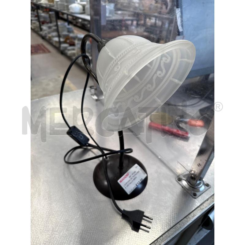 LAMPADA DA TAVOLO BASE METALLO NERO | Mercatino dell'Usato San giovanni teatino 1