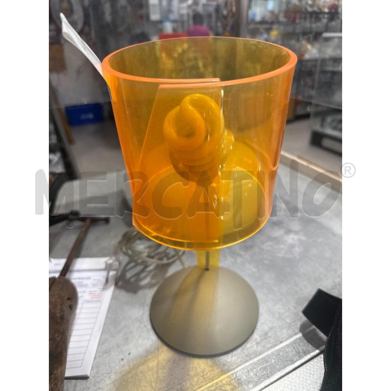 LAMPADA DA TAVOLO CASAMANIA | Mercatino dell'Usato San giovanni teatino 2