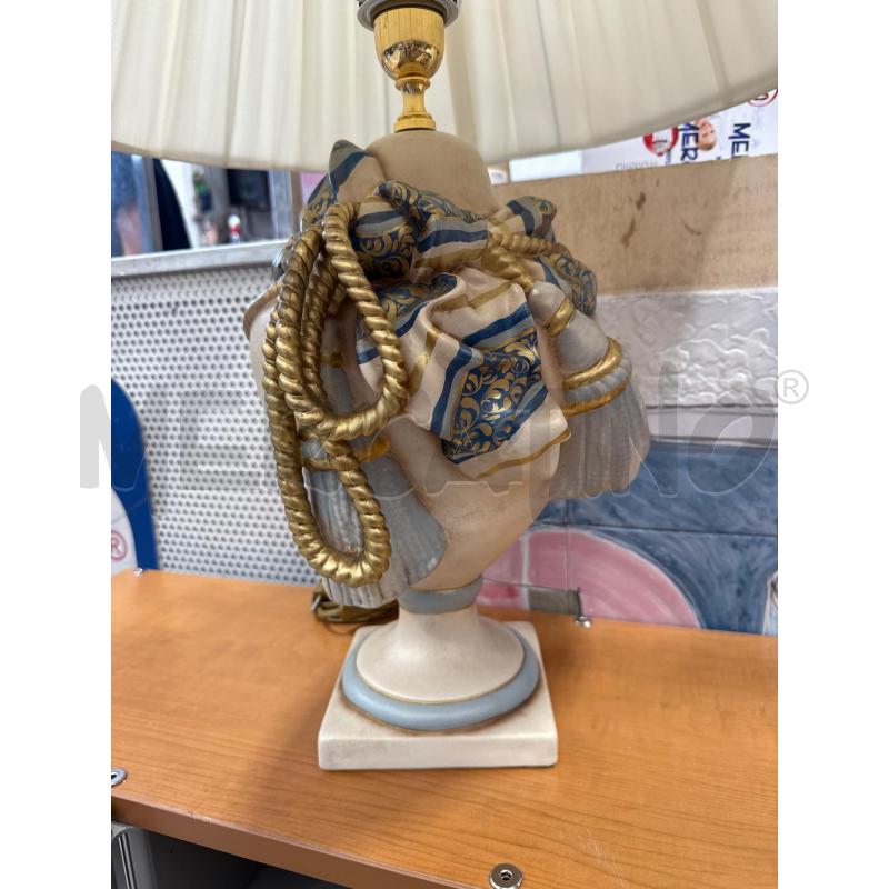 LAMPADA DA TAVOLO FIOCCO DORATO AZZURRO | Mercatino dell'Usato San giovanni teatino 3