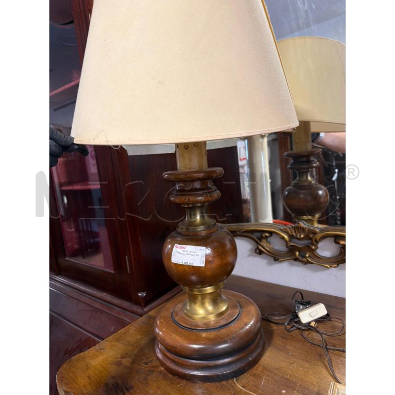 LAMPADA DA TAVOLO LEGNO  | Mercatino dell'Usato San giovanni teatino 1
