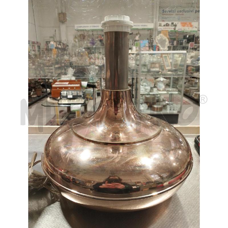 LAMPADA DA TAVOLO METALLO | Mercatino dell'Usato San giovanni teatino 1