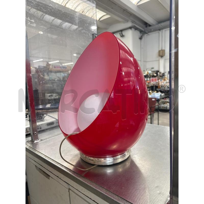 LAMPADA DA TAVOLO UOVO ROSSO BASE ARGENTATA | Mercatino dell'Usato San giovanni teatino 2