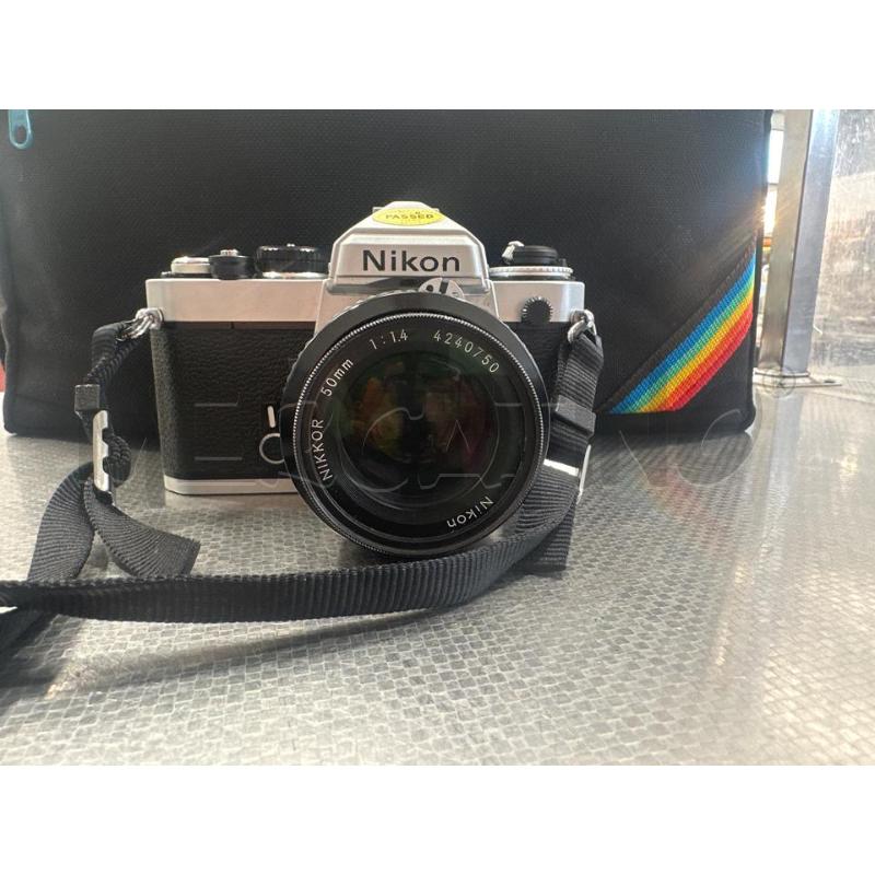 MACCHINA FOTOGRAFICA NIKON FE 3217761 CON FLASH | Mercatino dell'Usato San giovanni teatino 1