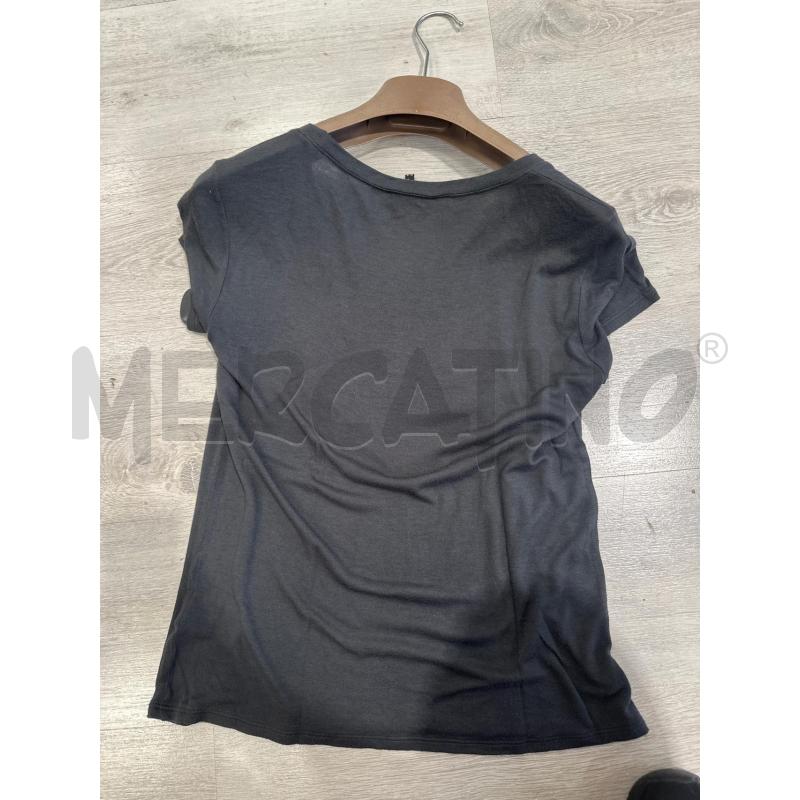 MAGLIA DONNA EMPORIO ARMANI GRIGIA CUORE ROSSO | Mercatino dell'Usato San giovanni teatino 3