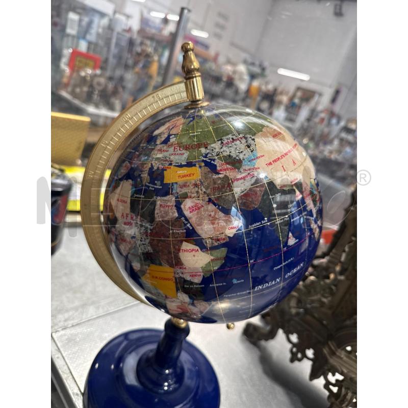 MAPPAMONDO BLU E DORATO CON PIETRE | Mercatino dell'Usato San giovanni teatino 2
