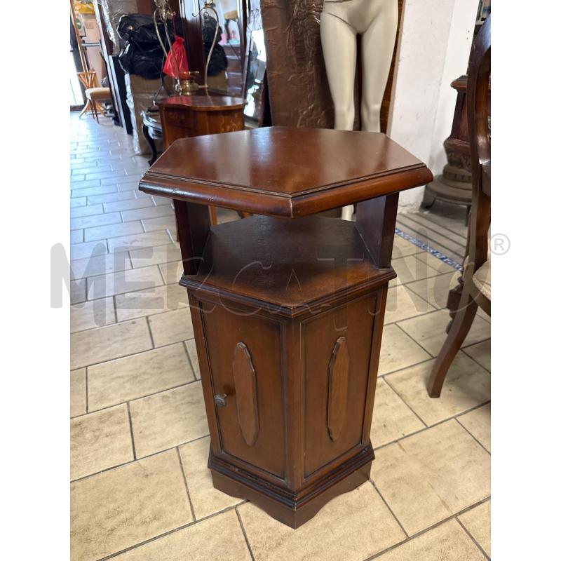 MOBILETTO LEGNO ESAGONALE UNO SPORTELLO | Mercatino dell'Usato San giovanni teatino 1