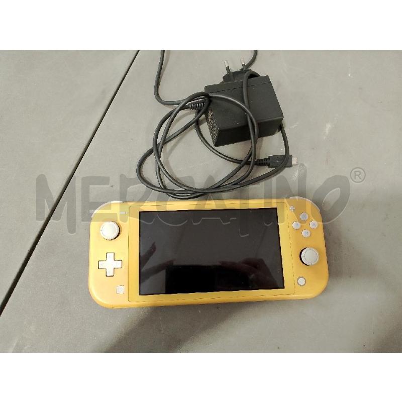 NINTENDO SWITCH GIALLA | Mercatino dell'Usato San giovanni teatino 1