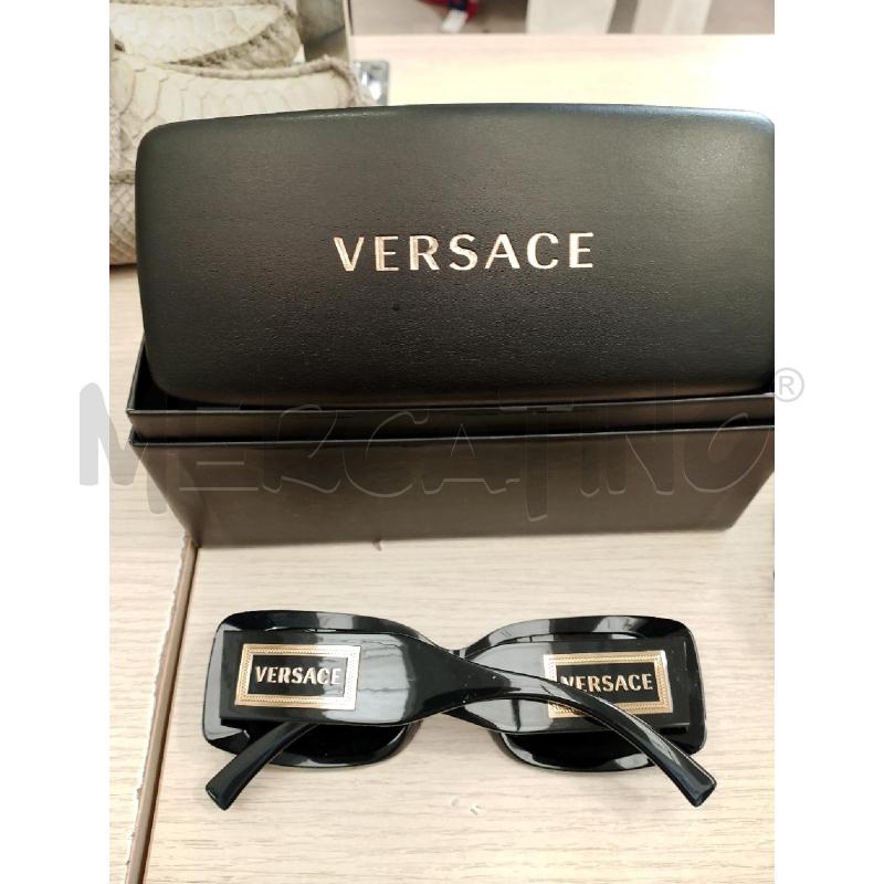 OCCHIALI DONNA VERSACE NERI SCRITTA DORATA | Mercatino dell'Usato San giovanni teatino 2