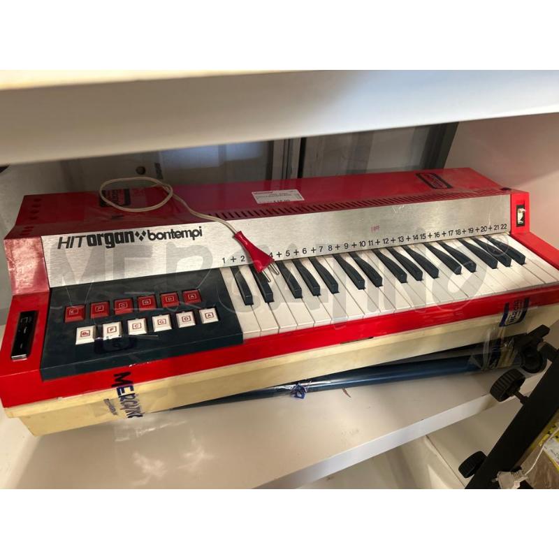 PIANOLA BONTEMPI ROSSA | Mercatino dell'Usato San giovanni teatino 1
