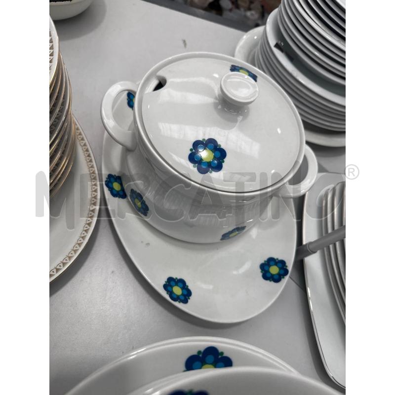 PIATTI GRUPPO BAVARIA FIORE BLU | Mercatino dell'Usato San giovanni teatino 2