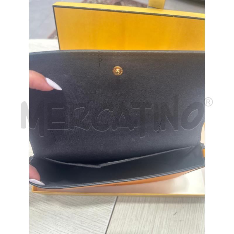 POCHETTE FENDI ARANCIONE | Mercatino dell'Usato San giovanni teatino 3