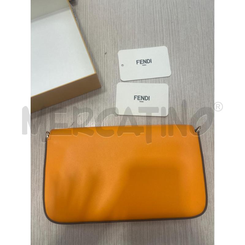 POCHETTE FENDI ARANCIONE | Mercatino dell'Usato San giovanni teatino 4