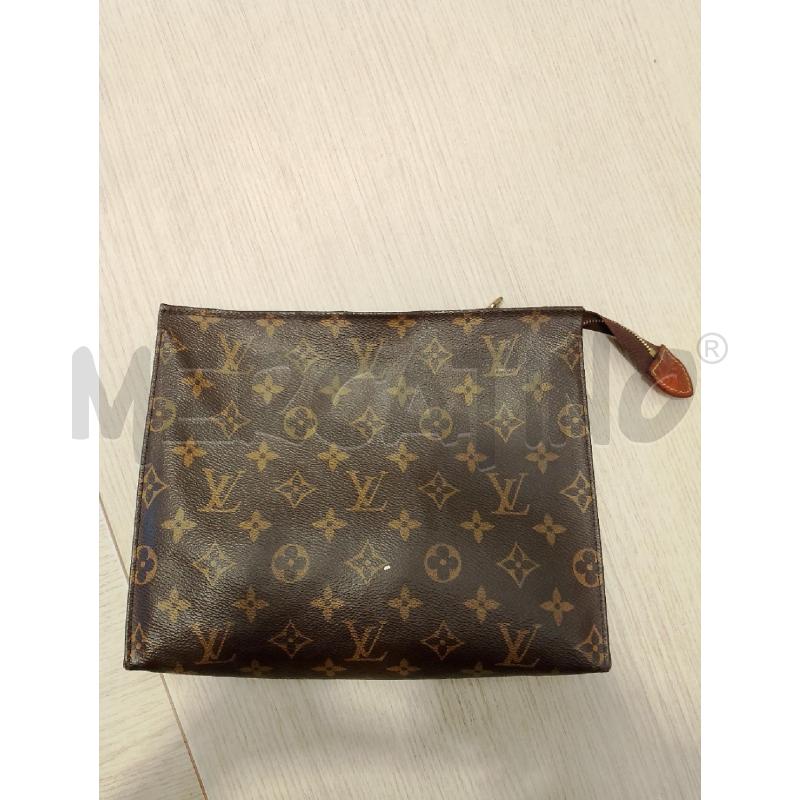 POCHETTE LOUIS VUITTON  | Mercatino dell'Usato San giovanni teatino 2