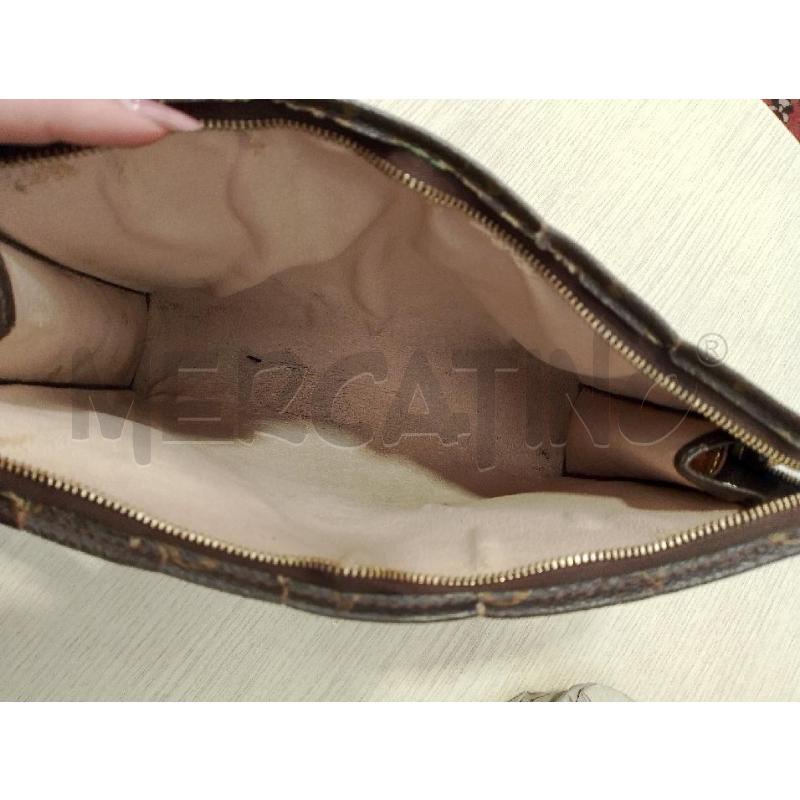 POCHETTE LOUIS VUITTON  | Mercatino dell'Usato San giovanni teatino 3
