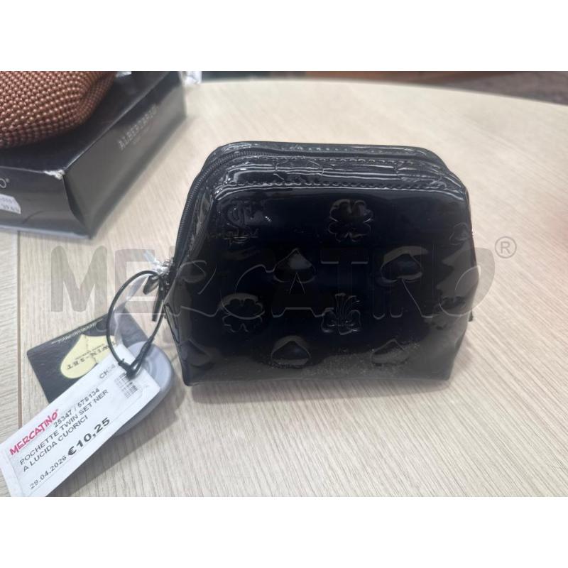 POCHETTE TWIN SET NERA LUCIDA CUORICINI | Mercatino dell'Usato San giovanni teatino 2