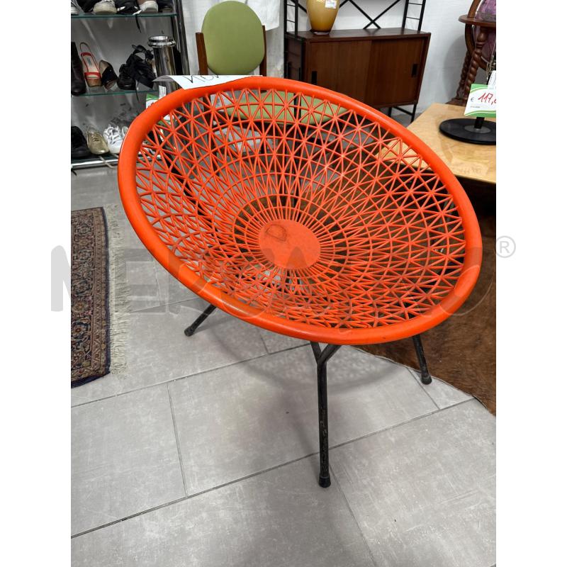POLTRONCINA DA GIARDINO ANNI 60 ARANCIO E NERA  | Mercatino dell'Usato San giovanni teatino 1