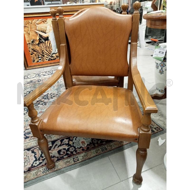 POLTRONCINA MARRONE LEGNO | Mercatino dell'Usato San giovanni teatino 1