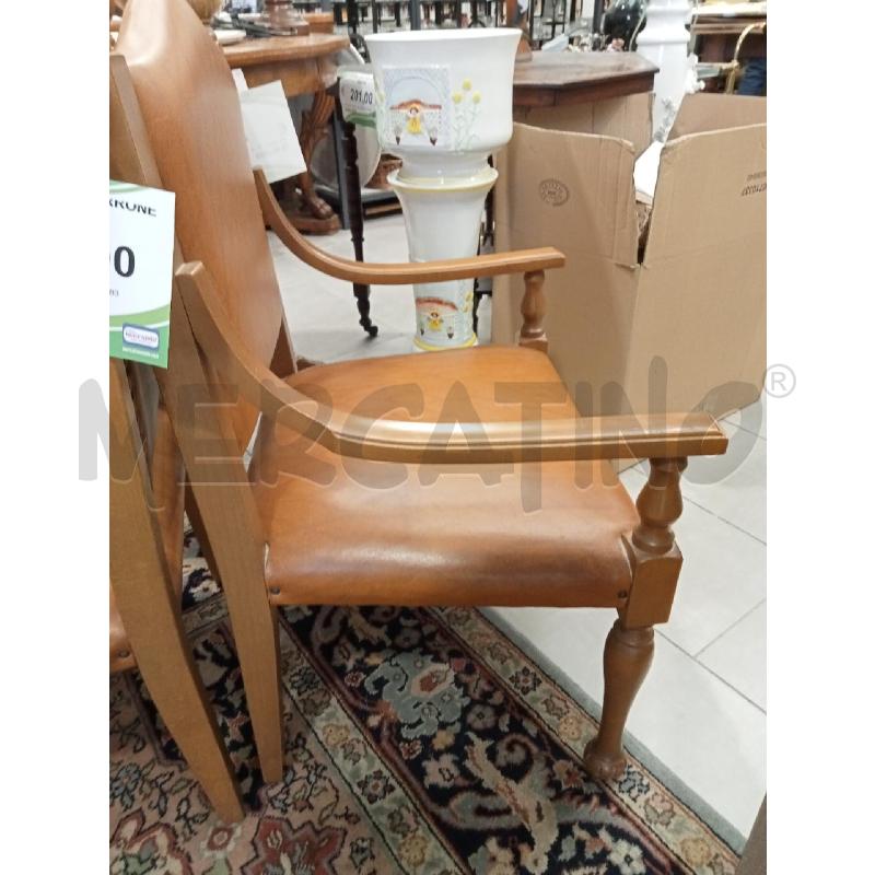 POLTRONCINA MARRONE LEGNO | Mercatino dell'Usato San giovanni teatino 2