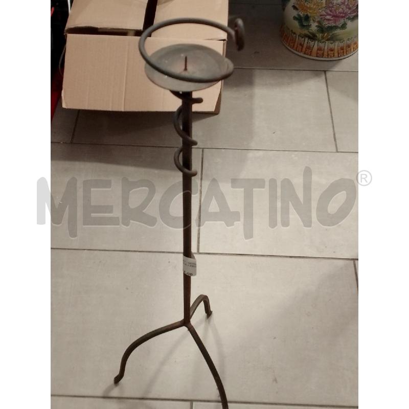 PORTA CANDELA 3 PIEDI FERRO  | Mercatino dell'Usato San giovanni teatino 1