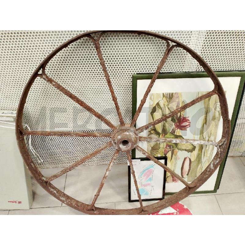 RUOTA CARRO FERRO 95 CM | Mercatino dell'Usato San giovanni teatino 1