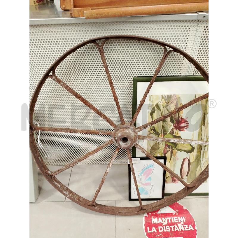 RUOTA CARRO FERRO 95 CM | Mercatino dell'Usato San giovanni teatino 2