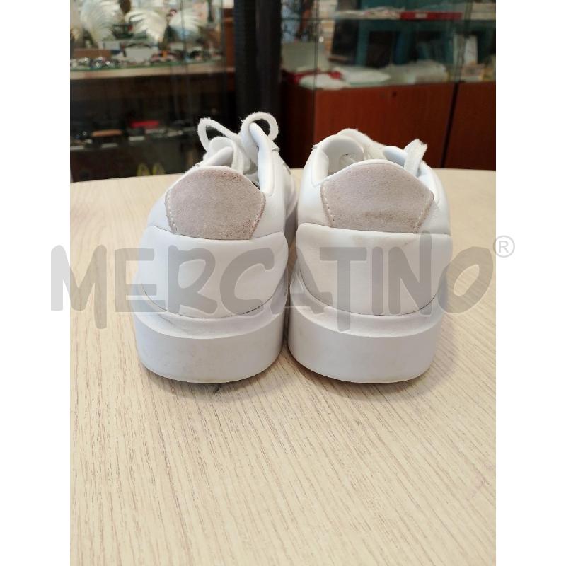 SCARPE DONNA ADIDAS BIANCHE N 38 2/3 | Mercatino dell'Usato San giovanni teatino 4