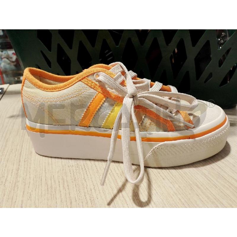 SCARPE DONNA ADIDAS GIALLE N 36 | Mercatino dell'Usato San giovanni teatino 1