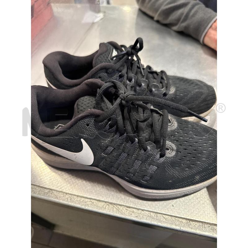 SCARPE DONNA NIKE NERE  TG 37.5 | Mercatino dell'Usato San giovanni teatino 2