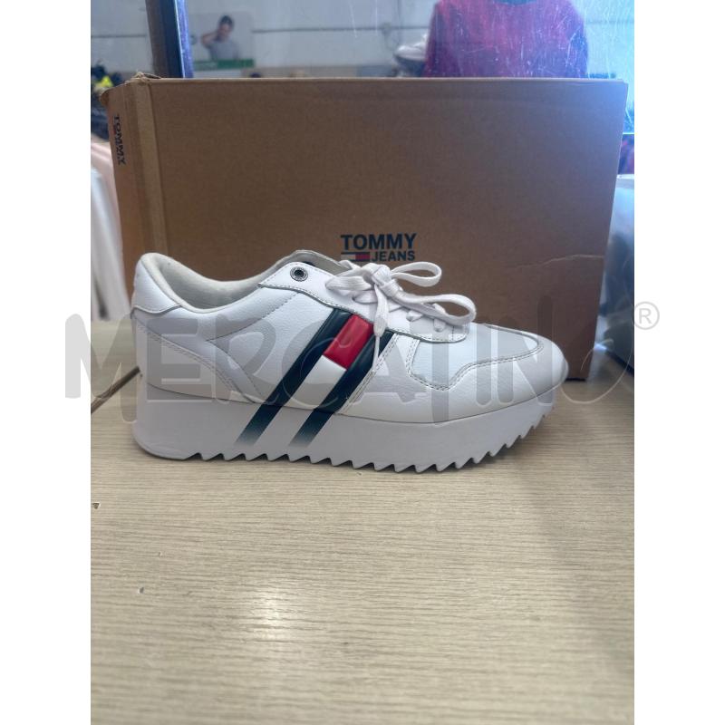 SCARPE DONNA TOMMY JEANS BIANCHE TG 39 | Mercatino dell'Usato San giovanni teatino 1