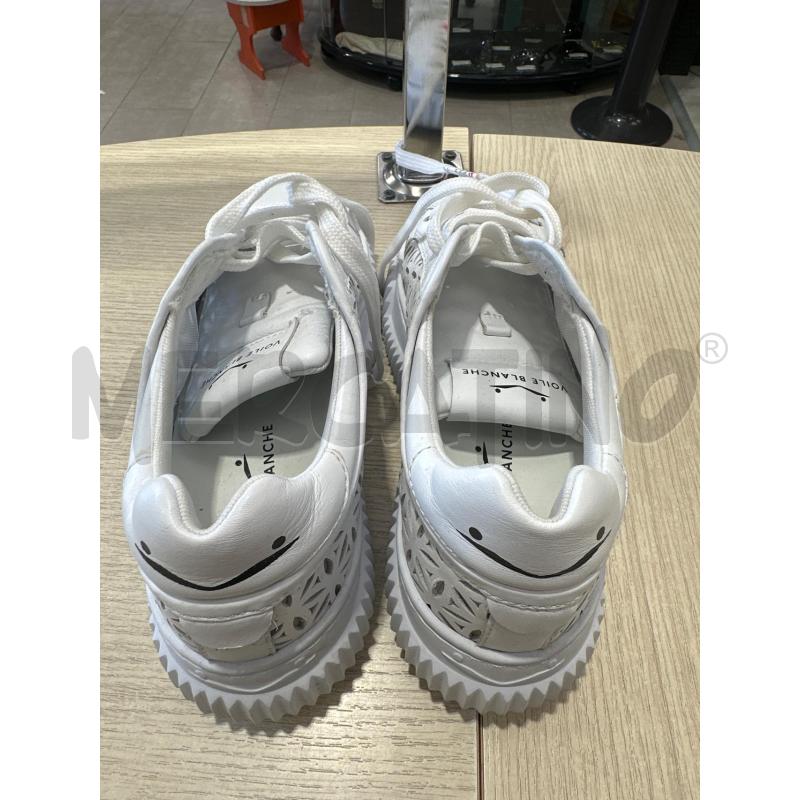 SCARPE DONNA VOILE BLANCHE BIANCHE TRAFORATE | Mercatino dell'Usato San giovanni teatino 3