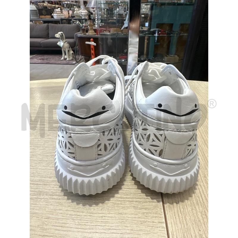 SCARPE DONNA VOILE BLANCHE BIANCHE TRAFORATE | Mercatino dell'Usato San giovanni teatino 4