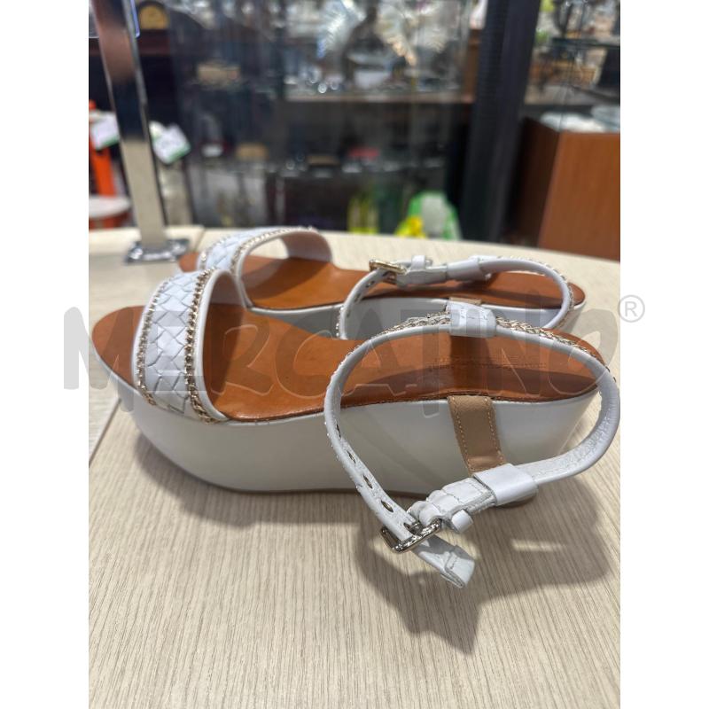 SCARPE TACCHI BIANCHI LIU JO | Mercatino dell'Usato San giovanni teatino 3