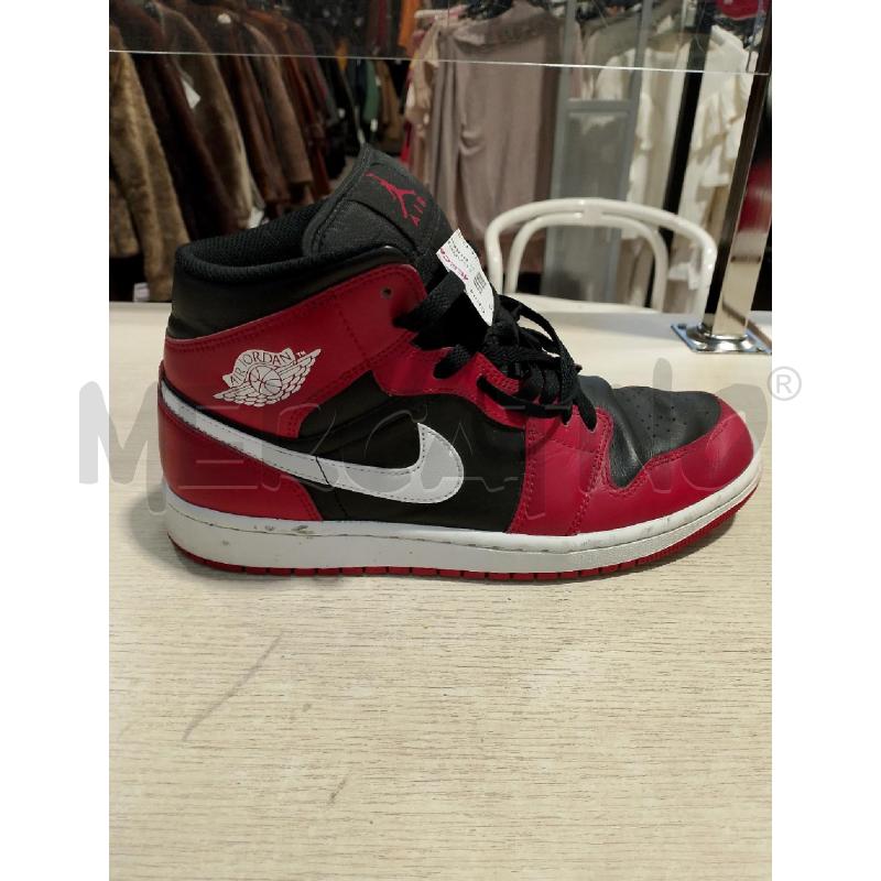SCARPE UOMO AIR JORDAN BIANCHE ROSSE  | Mercatino dell'Usato San giovanni teatino 1