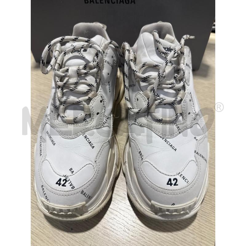 SCARPE UOMO BALENCIAGA TRIPLE S BIANCA E NERA TG42 | Mercatino dell'Usato San giovanni teatino 2