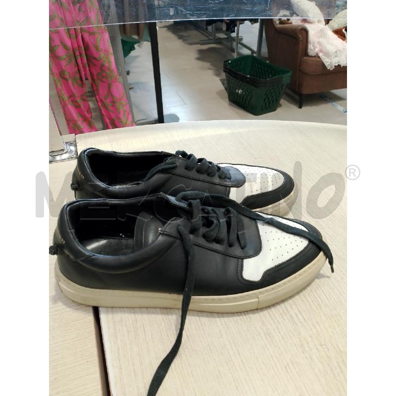 SCARPE UOMO GIVENCHY NERE BIANCHE  | Mercatino dell'Usato San giovanni teatino 1