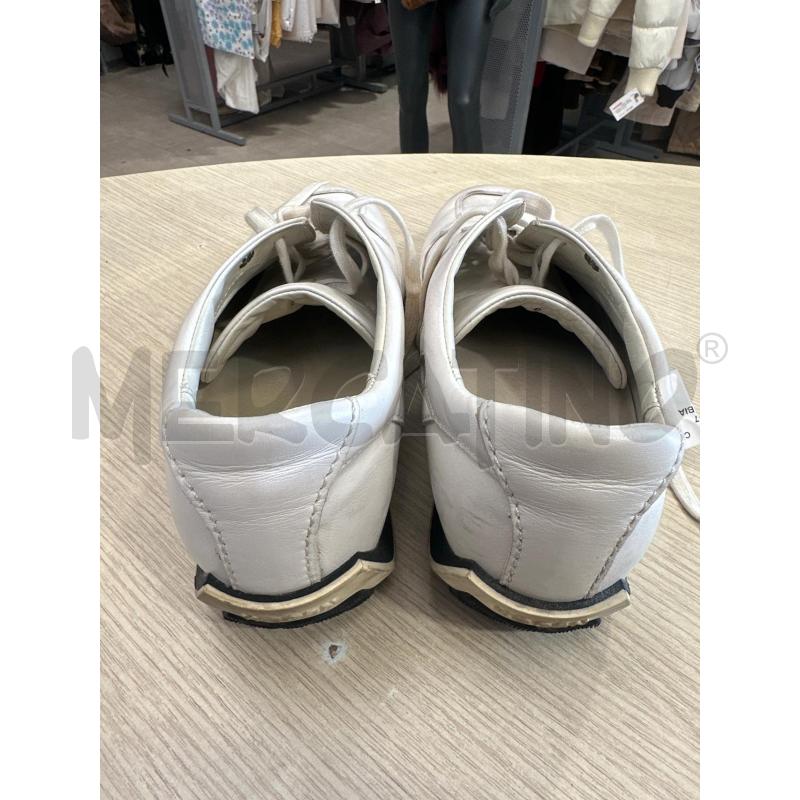 SCARPE UOMO HOGAN BIANCHE  | Mercatino dell'Usato San giovanni teatino 3