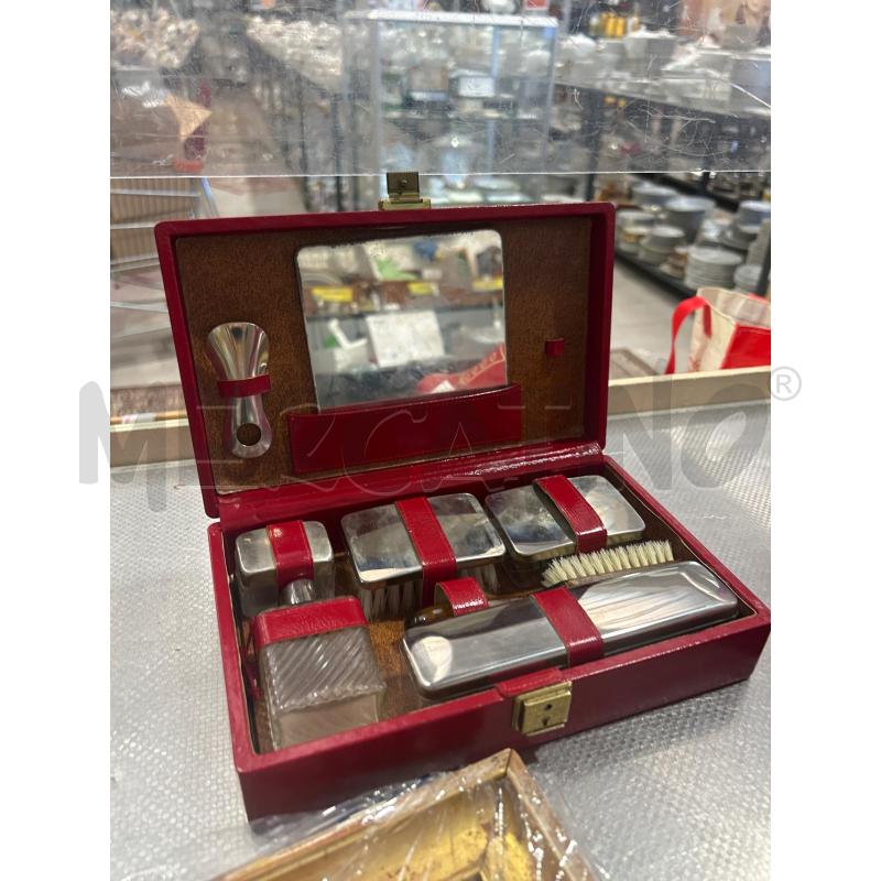 SET DA VIAGGIO SCATOLA ROSSA | Mercatino dell'Usato San giovanni teatino 1