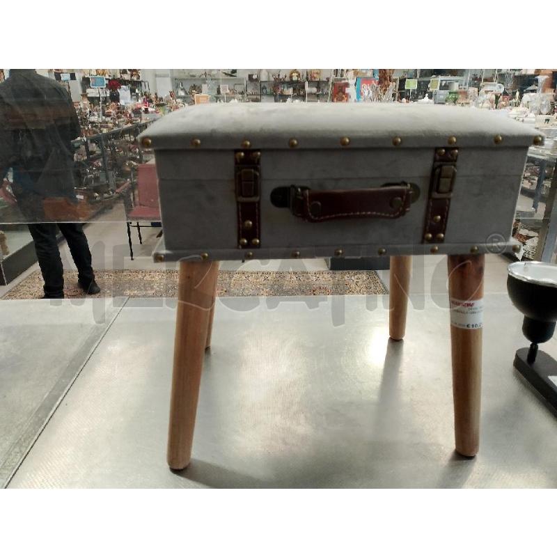 SGABELLO GRIGIO POUF  | Mercatino dell'Usato San giovanni teatino 1
