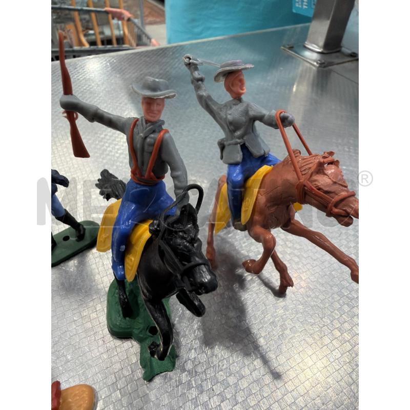 SOLDATINI COWBOY TIMPO TOYS 1970 7 PZ | Mercatino dell'Usato San giovanni teatino 2
