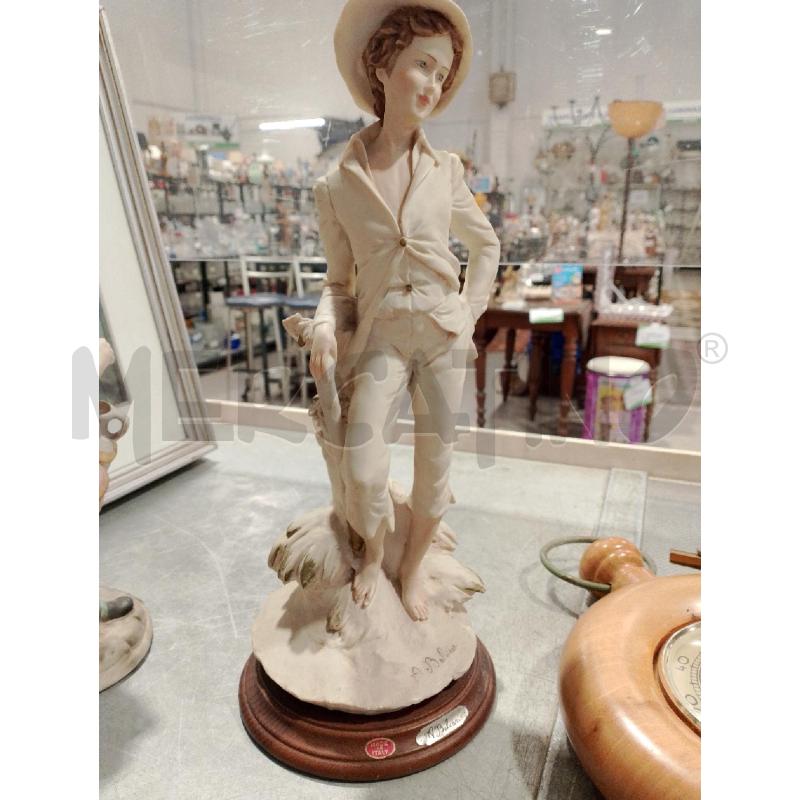 STATUA CAPODIMONTE DONNA VESTITA BIANCA | Mercatino dell'Usato San giovanni teatino 1