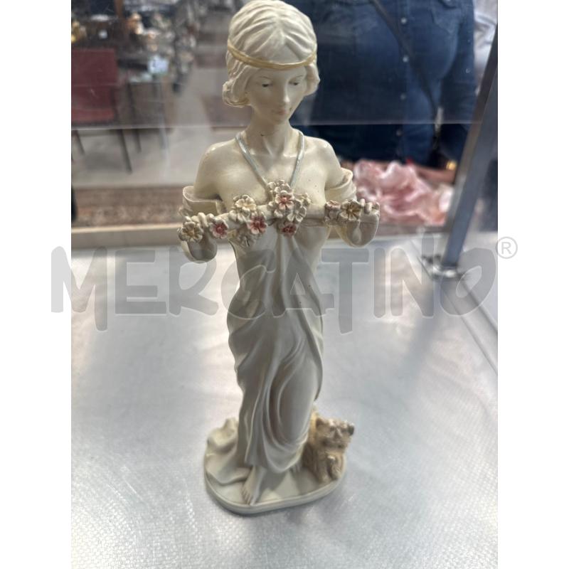STATUA RESNA DONNA CON CANE | Mercatino dell'Usato San giovanni teatino 1