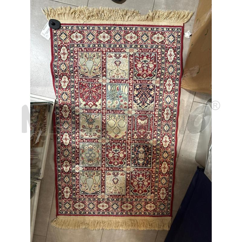 TAPPETO ORIENTALE ROSSO | Mercatino dell'Usato San giovanni teatino 1