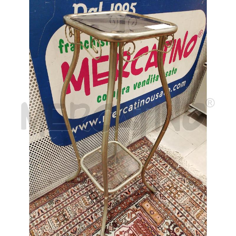 TAVOLINO DUE RIPIANI OTTONE PIANO VETRO | Mercatino dell'Usato San giovanni teatino 3