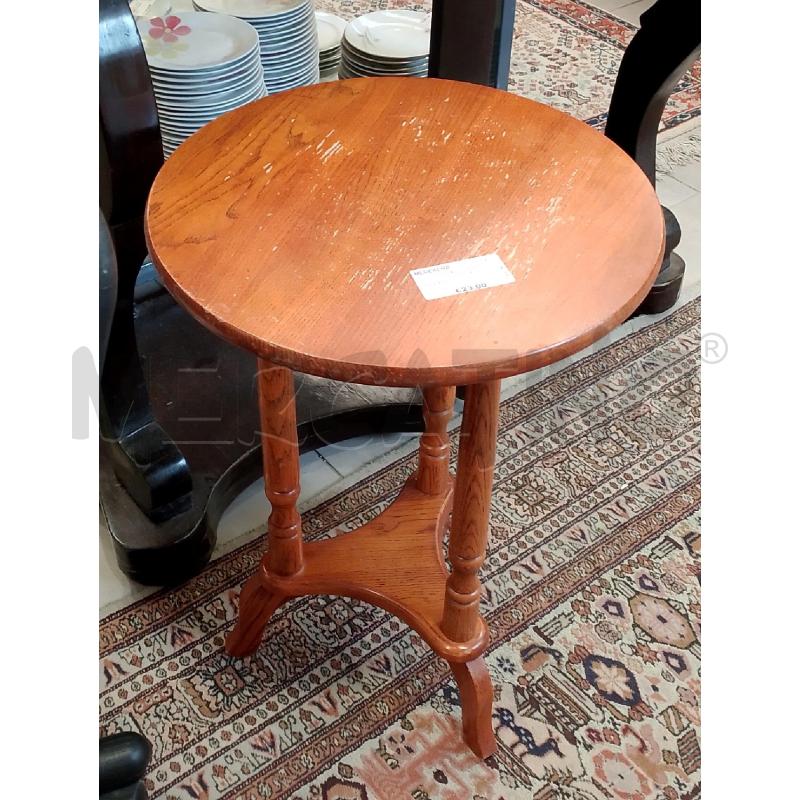 TAVOLINO TONDO LEGNO TRE PIEDI | Mercatino dell'Usato San giovanni teatino 1