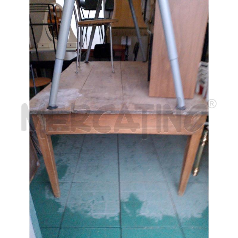 TAVOLO CON 1 CASSETTO DA RESTURARE | Mercatino dell'Usato San giovanni teatino 1