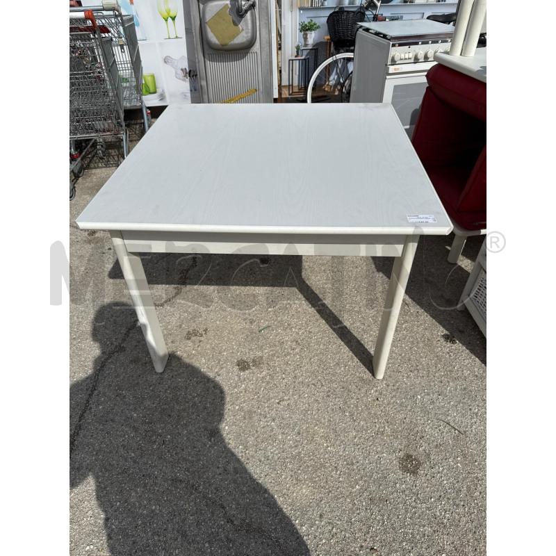 TAVOLO QUADRATO BIANCO  | Mercatino dell'Usato San giovanni teatino 1