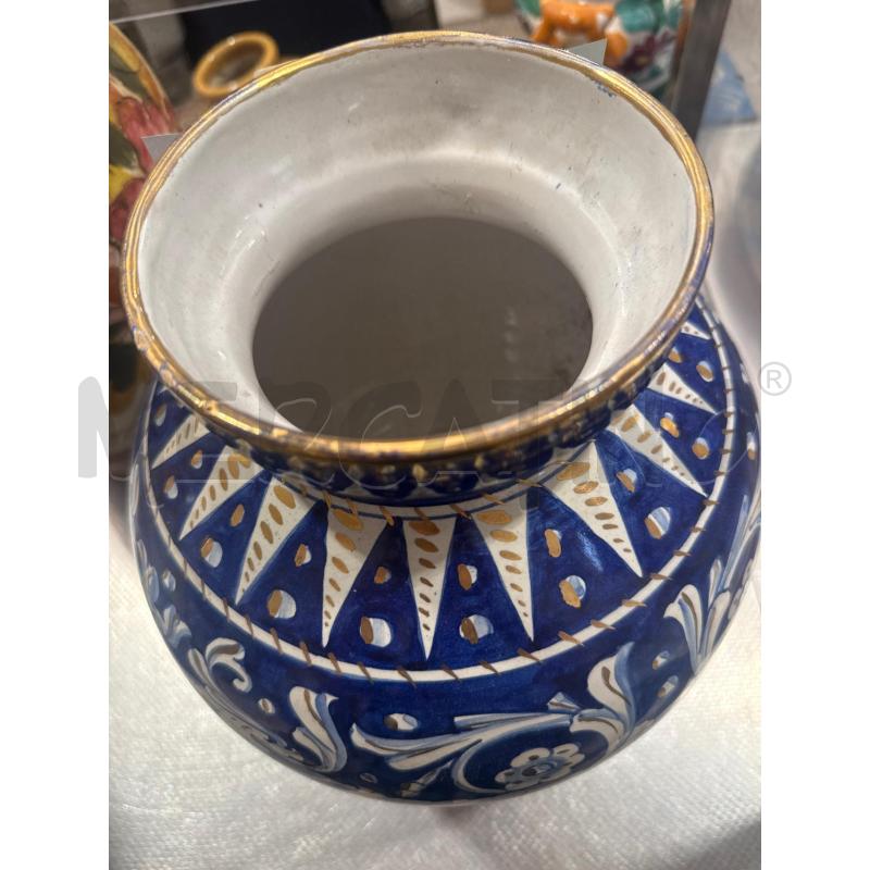 VASO CERAMICA BIANCO E BLU BORDO ORO | Mercatino dell'Usato San giovanni teatino 2