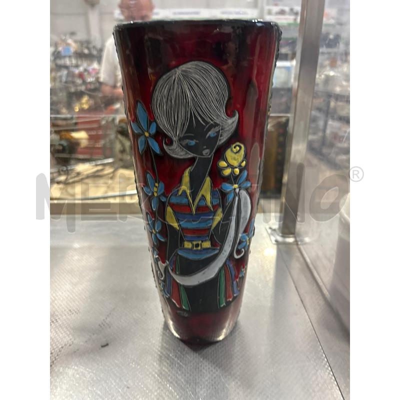 VASO DONNA ROSSO E NERO | Mercatino dell'Usato San giovanni teatino 1