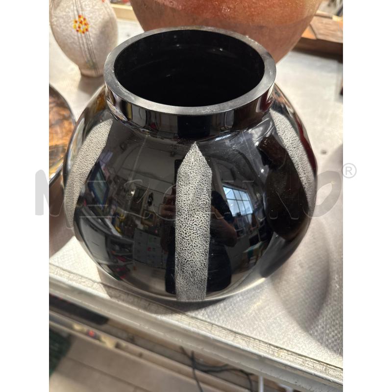 VASO VETRO NERO DECORO GRIGIO | Mercatino dell'Usato San giovanni teatino 1