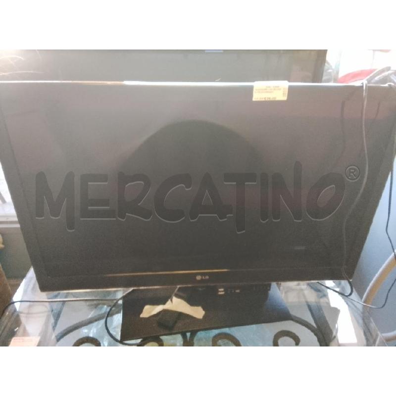 TELEVISORE CON DECODER +TELECOMANDO | Mercatino dell'Usato Cantu' 1